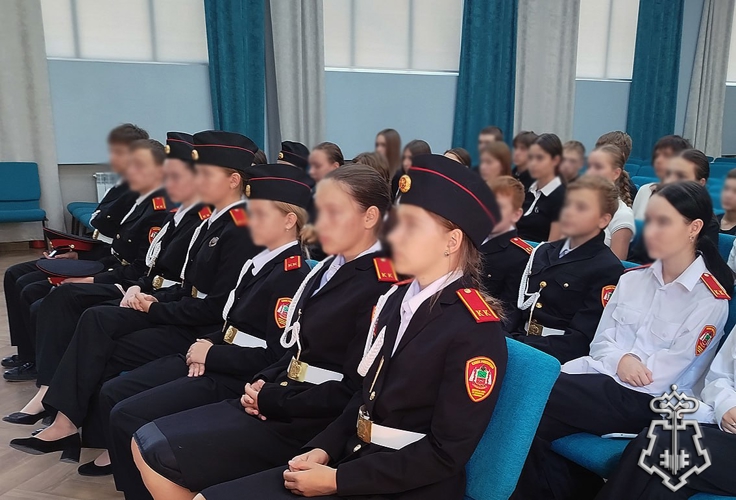 Росгвардейцы рассказали школьникам Мелитополя о безопасности дорожного движения