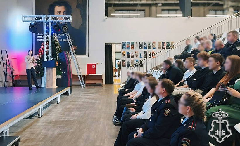 Памятные мероприятия в честь Дня Героев Отечества прошли в Запорожской области с участием Росгвардии