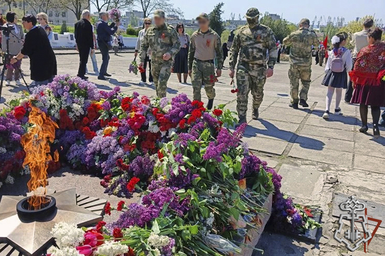 Дань уважения и памяти отдали победителям и ветеранам Великой Отечественной войны росгвардейцы в Запорожской области