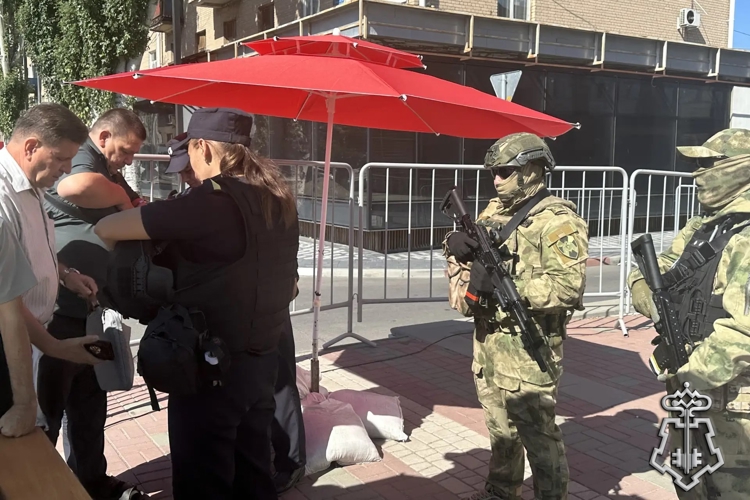 В Запорожской области Росгвардия обеспечила безопасность в Единый день голосования